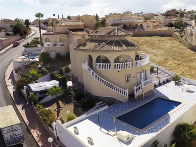 Villa - For rent - Ciudad Quesada - Alicante