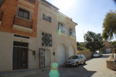 Casa adosada - Alquiler - Ciudad Quesada - Alicante