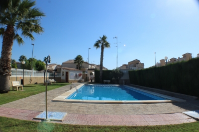 Chalet - For rent - Algorfa - Alicante