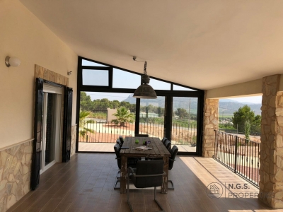 Villa - For sale - Aspe - Alicante