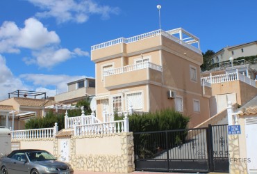 Chalet - For sale - Ciudad Quesada - Alicante