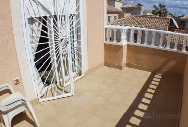 Chalet - For rent - Ciudad Quesada - Alicante