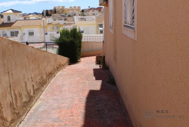 Chalet - For rent - Ciudad Quesada - Alicante