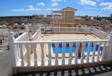 Chalet - For rent - Ciudad Quesada - Alicante