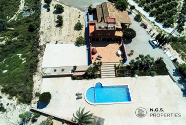Finca - For rent - TORREMONDO - Alicante