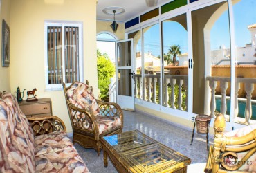 Villa - For rent - Ciudad Quesada - Alicante