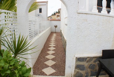 Bungalow - For rent - Ciudad Quesada - Alicante