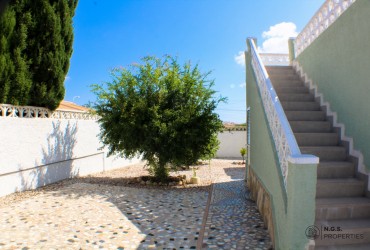 Villa - For rent - Ciudad Quesada - Alicante