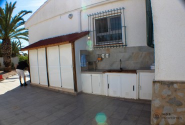 Villa - For rent - Ciudad Quesada - Alicante