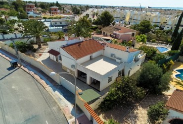 Villa - Alquiler - Ciudad Quesada - Alicante