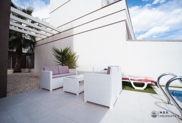 Villa - For rent - Ciudad Quesada - Alicante