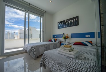 Villa - For rent - Ciudad Quesada - Alicante