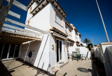 Bungalow - For rent - Torrevieja - Alicante