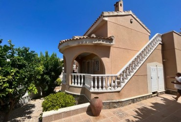 Detached Villa - For rent - Ciudad Quesada - Alicante