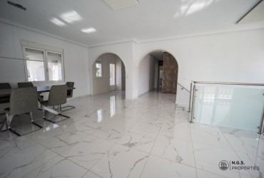 Villa - For rent - Ciudad Quesada - Alicante