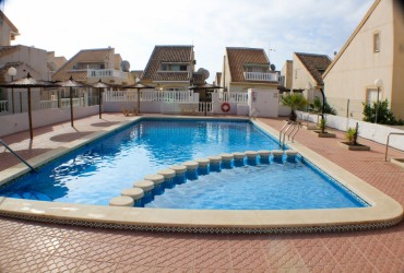 Chalet - Alquiler - Ciudad Quesada - Alicante