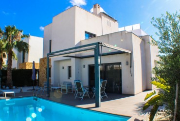 Detached Villa - For rent - Ciudad Quesada - Alicante