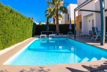 Detached Villa - For rent - Ciudad Quesada - Alicante