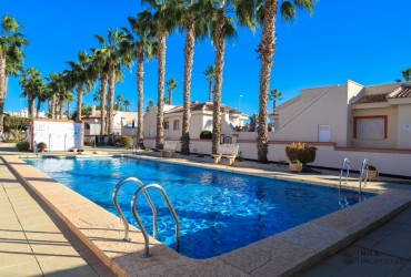 Corner house - For rent - Ciudad Quesada - Alicante