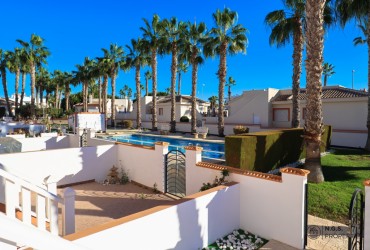 Corner house - For rent - Ciudad Quesada - Alicante