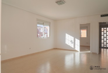 Corner house - For rent - Ciudad Quesada - Alicante