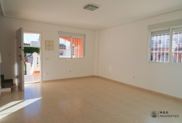 Corner house - For rent - Ciudad Quesada - Alicante
