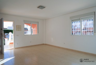 Corner house - For rent - Ciudad Quesada - Alicante