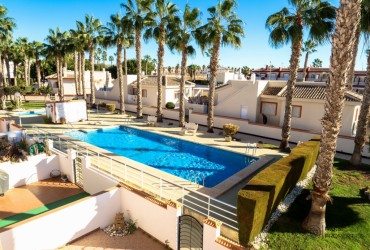 Corner house - For rent - Ciudad Quesada - Alicante